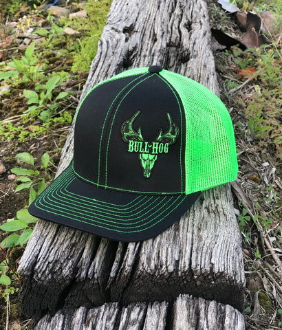 104059 Neon Green Deer Skull